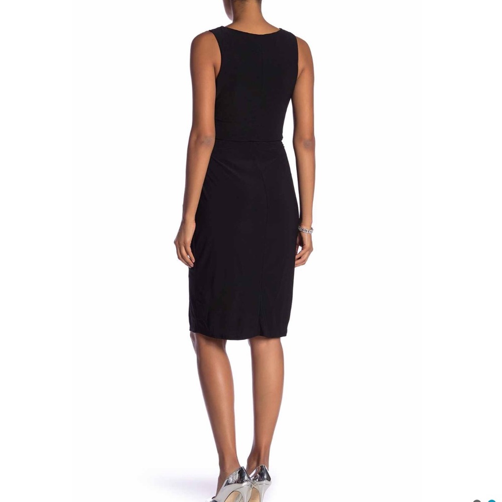 Superfoxx dress in black withFlattering waist tie - Picture 2 of 2